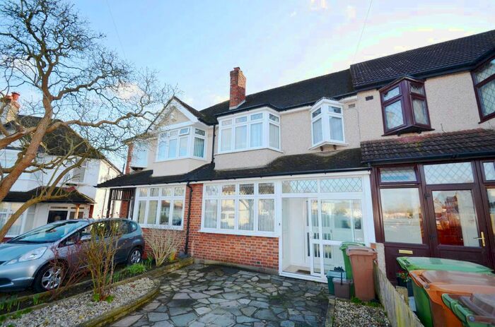 3 Bedroom Terraced House To Rent In Glenthorne Close, Sutton, Surrey, SM3