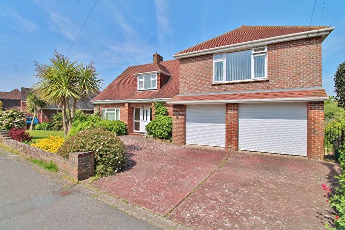 4 Bedroom Detached House For Sale In Knights Bank Road, Hill Head, Fareham, PO14