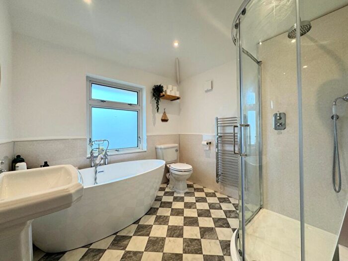 2 Bedroom Semi-Detached House For Sale In Kings Close, Letcombe Regis, Wantage, OX12