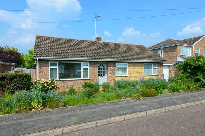 3 Bedroom Bungalow For Sale In Pierce Crescent, Warmington, Peterborough, PE8