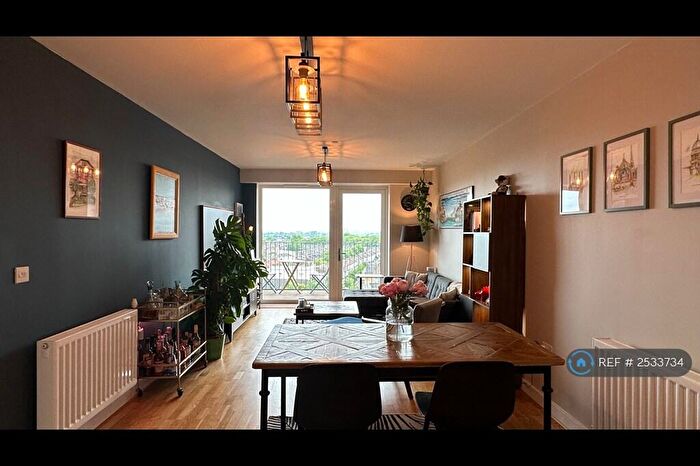 2 Bedroom Flat To Rent In Altitude Point, London, N8