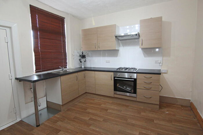 2 Bedroom Terraced House To Rent In Princess Street, Ashton-under-Lyne, OL6