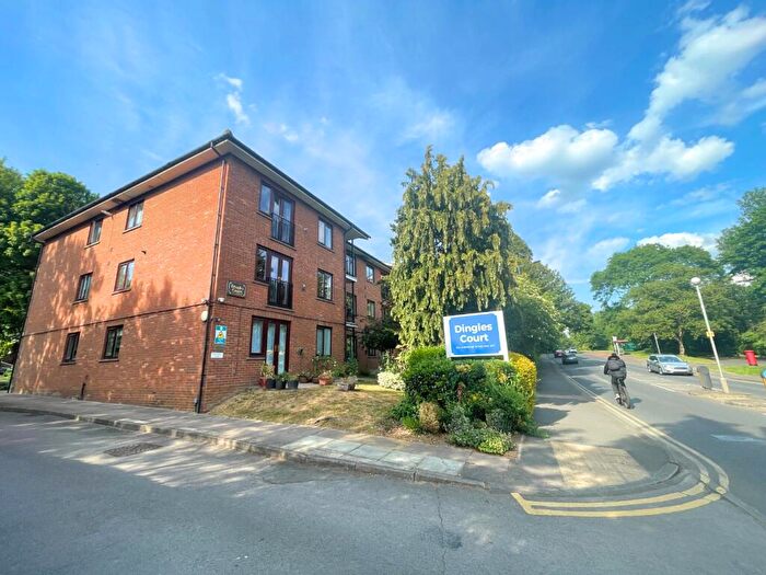 1 Bedroom Apartment For Sale In Uxbridge Road, Pinner, Greater London, HA5