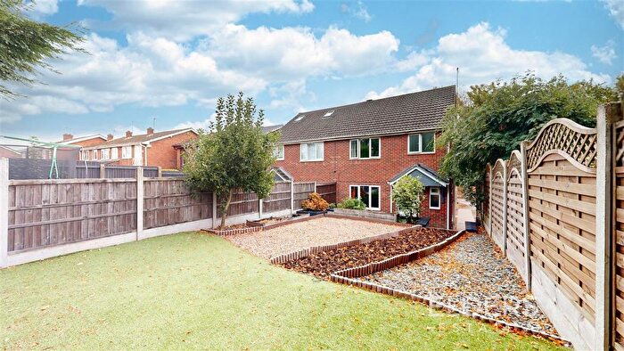 3 Bedroom Semi Detached House For Sale In Armes Close, Ilkeston, DE7