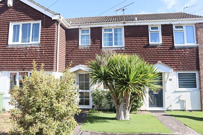 2 Bedroom House To Rent In Dawes Close, Clevedon, BS21