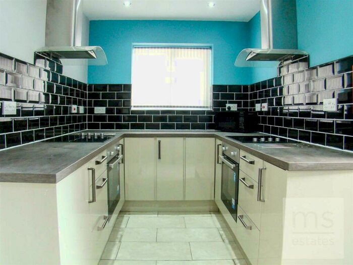 1 Bedroom Detached House To Rent In Harrington Drive, Lenton, Nottingham, NG7