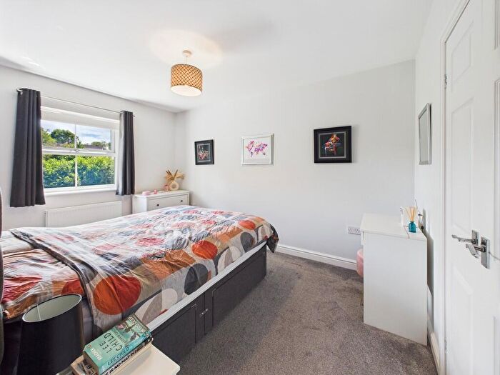 3 Bedroom Semi-Detached House For Sale In Vicars Cross Road, Vicars Cross, CH3