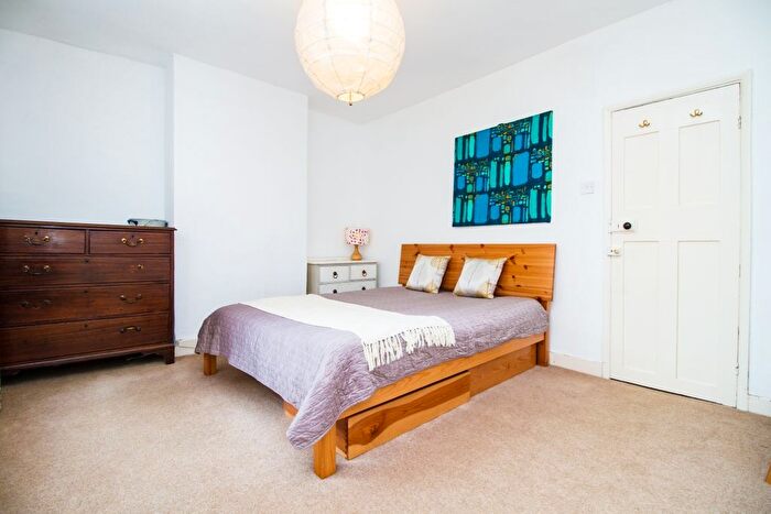 2 Bedroom Terraced House To Rent In Arthur Street, Oxford, OX2