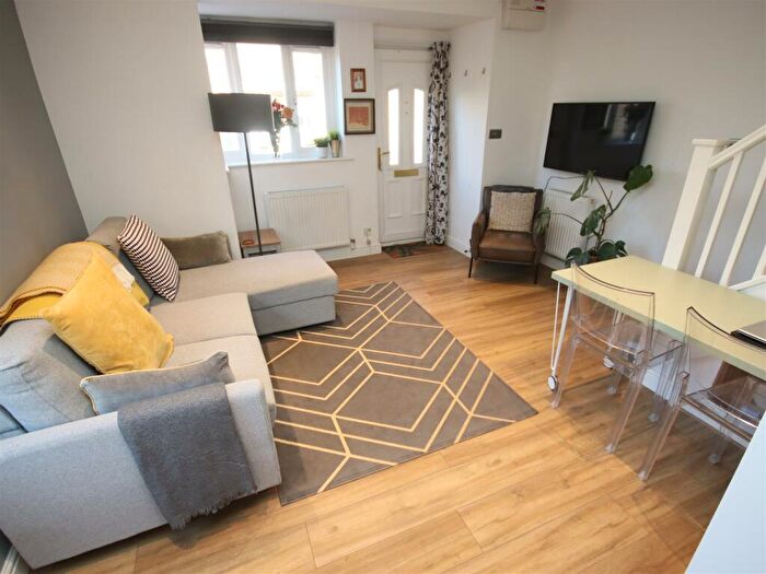 1 Bedroom End Of Terrace House For Sale In The Poplars, Chippenham, SN14