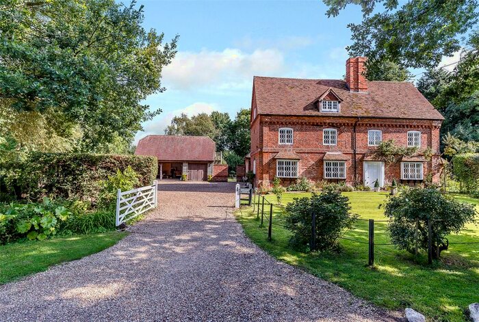 5 Bedroom Detached House For Sale In Minchens Lane, Bramley, Tadley, Hampshire, RG26