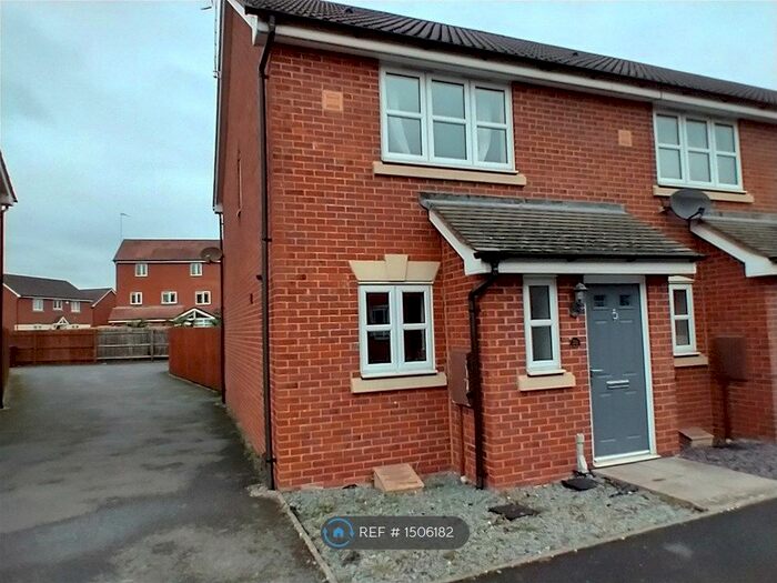2 Bedroom End Of Terrace House To Rent In Swan Meadow, Warwick, CV34