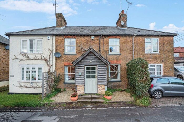 2 Bedroom Terraced House For Sale In Hedsor Road, Bourne End, SL8