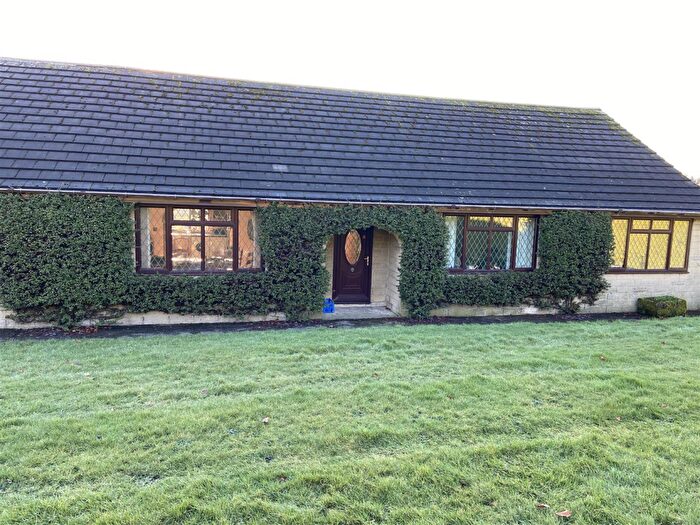 Detached Bungalow For Sale In Sycamore Lodge Farm, Foxholes Lane, Tansley, DE4