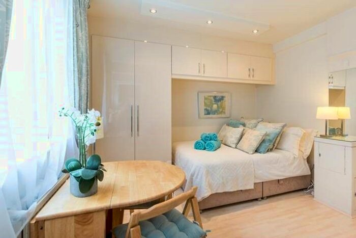 Studio To Rent In Chelsea Cloisters, Sloane Avenue, London, SW3