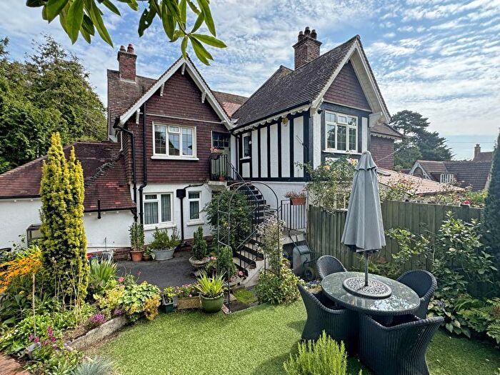 3 Bedroom Flat For Sale In Knowle Drive, Sidmouth, EX10