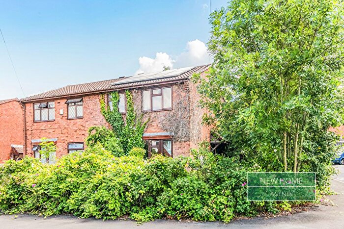 3 Bedroom Semi Detached House For Sale In Ruskin Street, West Bromwich, B71