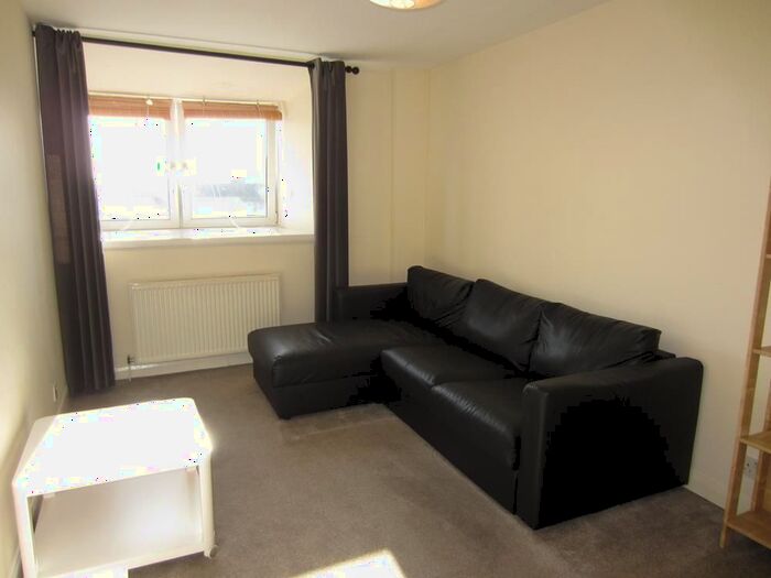 2 Bedroom Flat To Rent In Union Grove Court, Union Grove, AB10