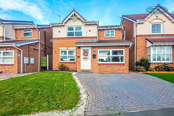 3 Bedroom Detached House For Sale In Moonshine Way, Sheffield, S5