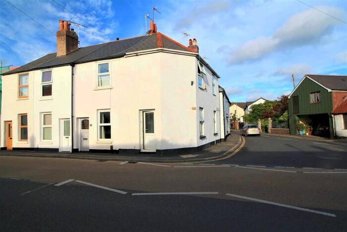 2 Bedroom Property To Rent In High Street, Topsham, Exeter, EX3