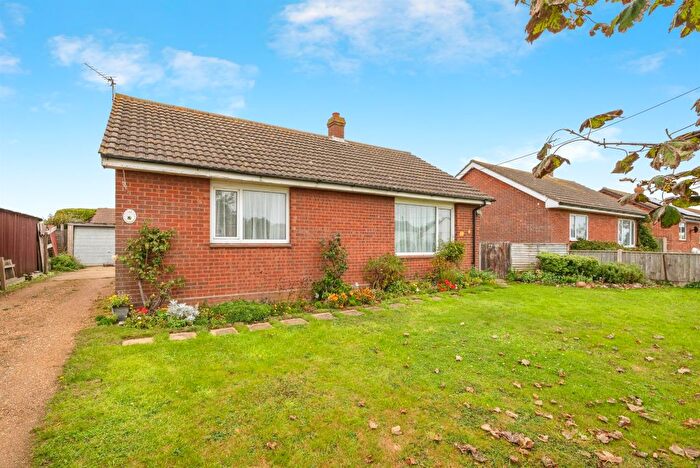 2 Bedroom Detached Bungalow For Sale In The Crescent, Walcott, Norwich, NR12