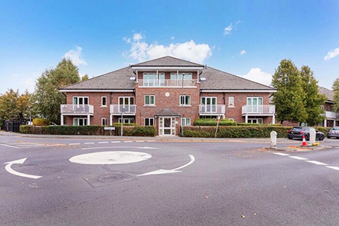 1 Bedroom Apartment For Sale In Wrights Meadow Road, High Wycombe, HP11