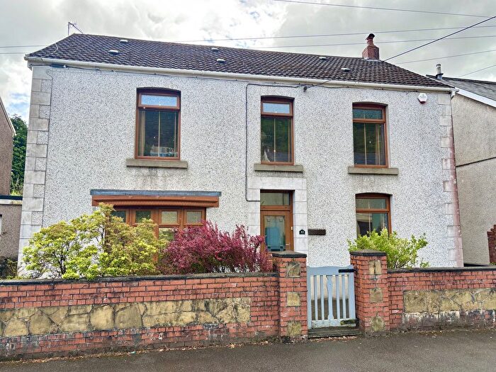 4 Bedroom Detached House For Sale In New Road, Ynysmeudwy, Pontardawe, Swansea., SA8