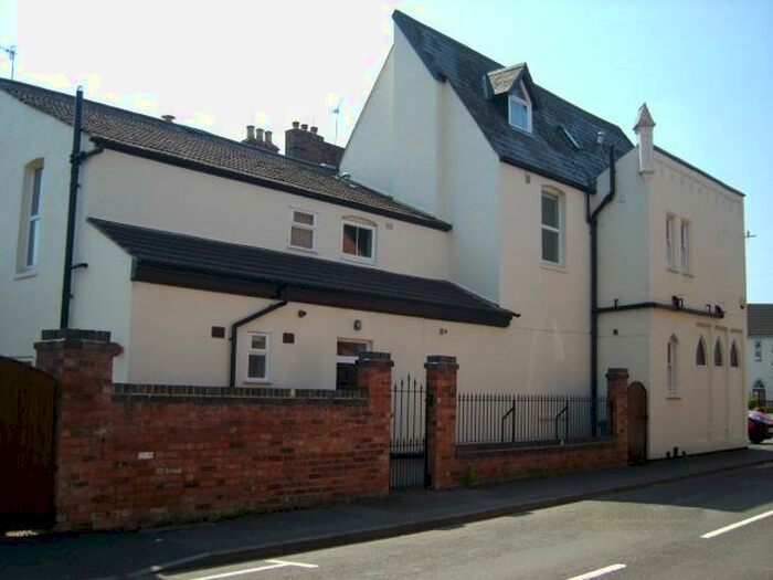 6 Bedroom Terraced House To Rent In A Radford Road, Leamington Spa, CV31