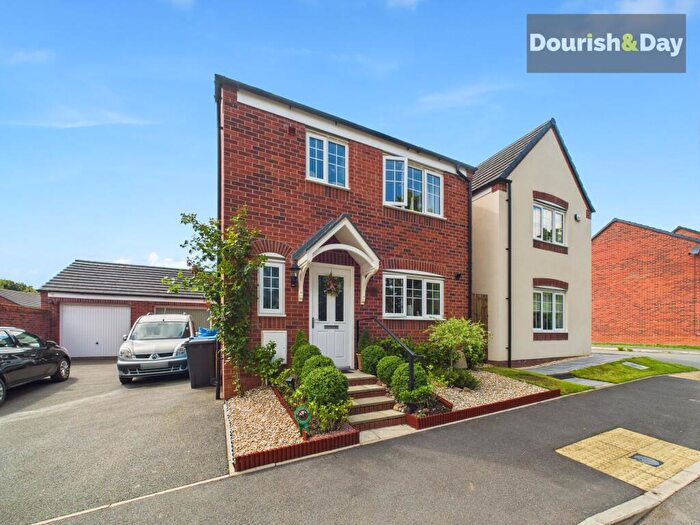 3 Bedroom Detached House For Sale In Hathaway Close, Penkridge, ST19