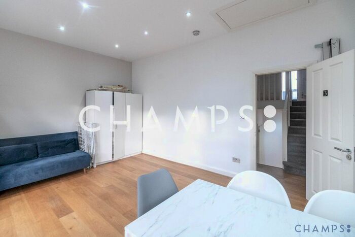 3 Bedroom Flat To Rent In Eade Road, London, N4