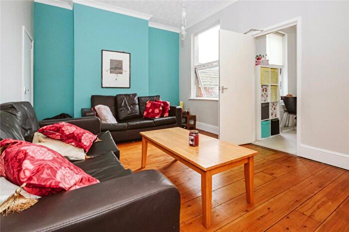 5 Bedroom Terraced House To Rent In Victoria Park, Fishponds, Bristol, BS16