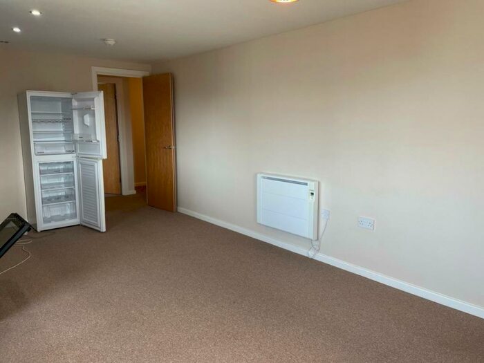 1 Bedroom Apartment To Rent In Chad House, Sunderland Road, Gateshead, NE8