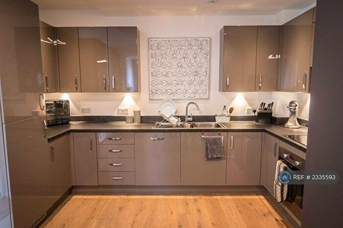 2 Bedroom Flat To Rent In Amelia Street, Elephant & Castle, SE17