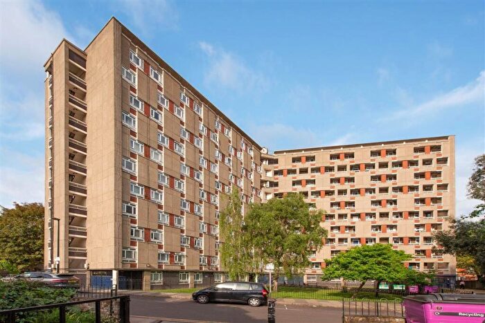 1 Bedroom Flat To Rent In Diss Street, Diss Street, E2