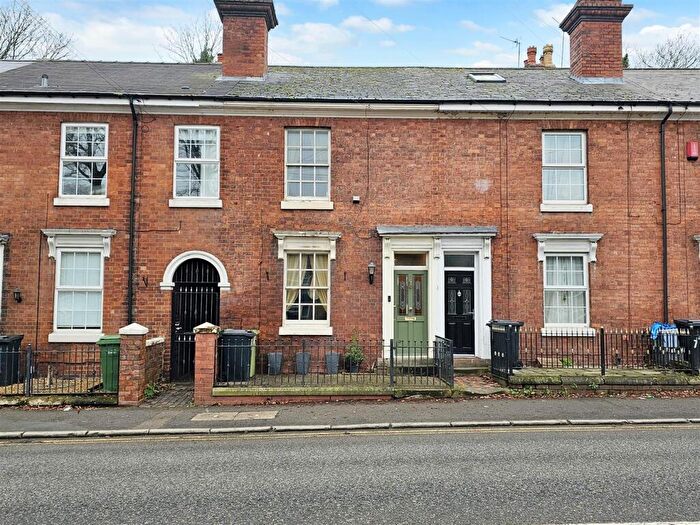 3 Bedroom Terraced House For Sale In Hagley Road, Stourbridge, DY8