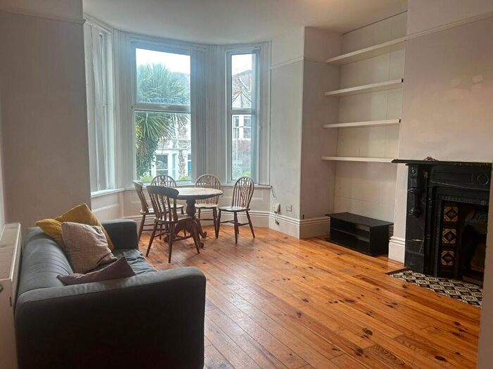 1 Bedroom Flat To Rent In Lockyer Road, Flat, Plymouth, PL3
