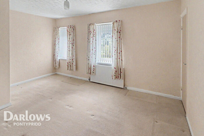 3 Bedroom Terraced House For Sale In Park View, Mountain Ash, CF45