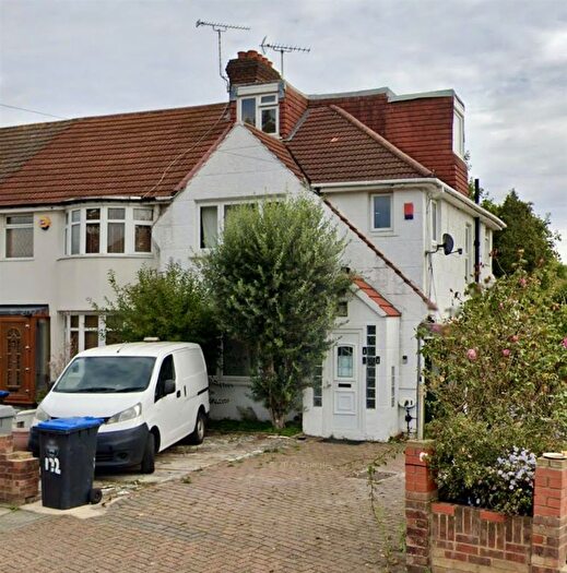 Studio To Rent In Monks Park, Wembley, HA9