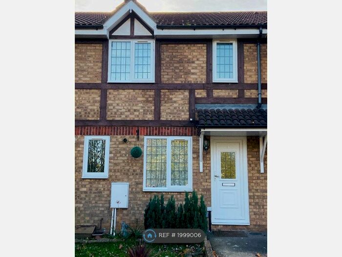 1 Bedroom Terraced House To Rent In Rockall Court, Slough, SL3