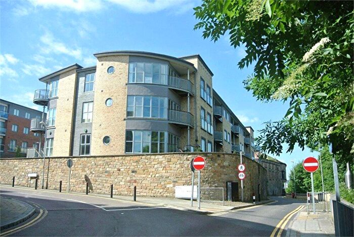 2 Bedroom Apartment For Sale In Tranquil House, Worsdell Drive, Gateshead, Tyne And Wear, NE8