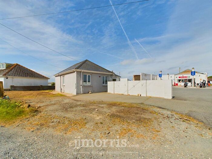 3 Bedroom Detached House For Sale In Haverfordwest Road, Letterston, SA62