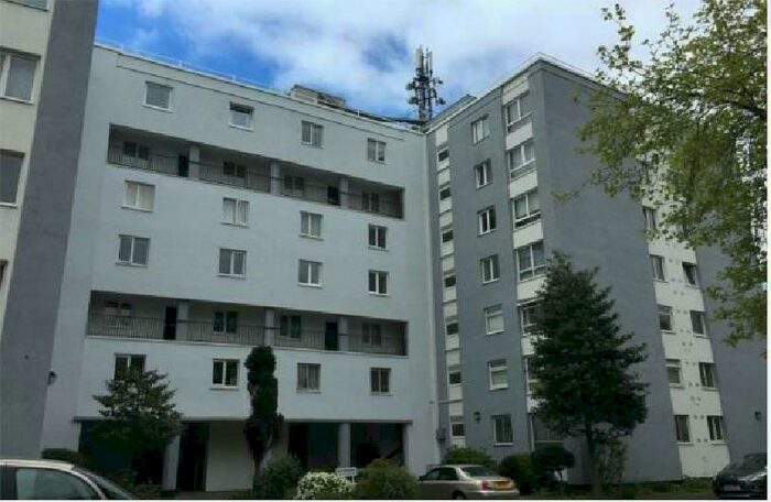 Flat To Rent In Princes Court, Croxteth Road, L8