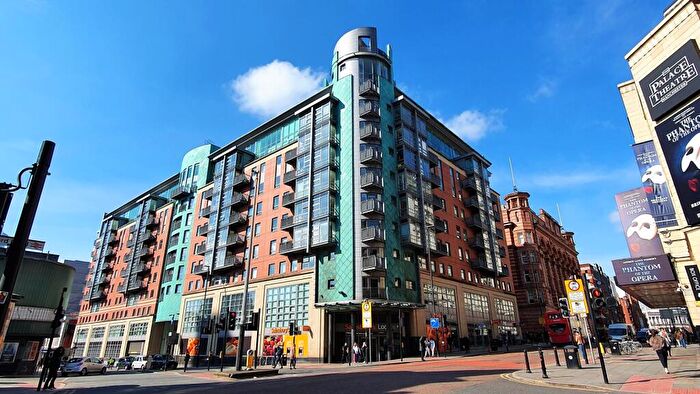 1 Bedroom Apartment To Rent In Whitworth Street West, Manchester, M1