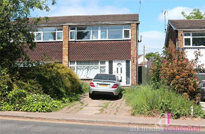 3 Bedroom Semi-Detached House For Sale In Lavender Hill, Enfield, Middlesex, EN2