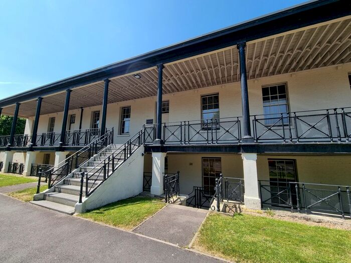 1 Bedroom Flat To Rent In St. Georges Walk, Gosport, PO12