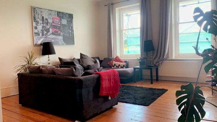 3 Bedroom Apartment To Rent In St. Margarets, Beckenham Place Park, BR3