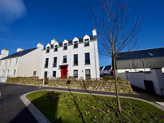 2 Bedroom Flat To Rent In Bunting Place, Chapelton, Aberdeen, AB39