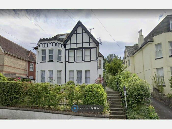 2 Bedroom Flat To Rent In Snowdon Road, Bournemouth, BH4
