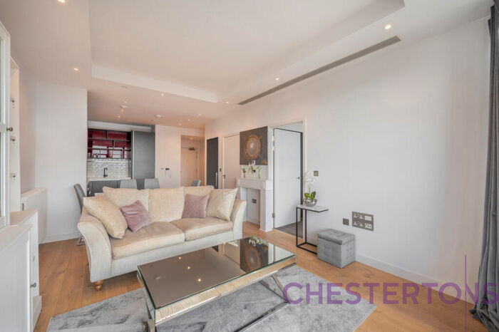 1 Bedroom Flat To Rent In Defoe House, City Island Way, E14