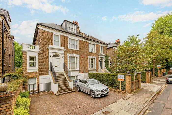 3 Bedroom Flat To Rent In The Grove, London, W5