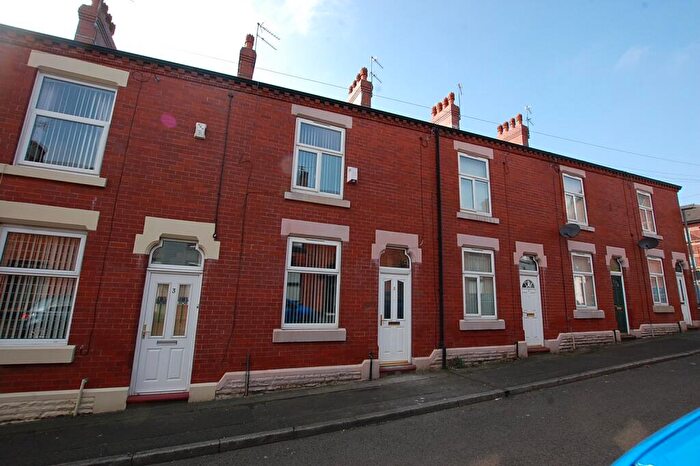 2 Bedroom House To Rent In Adam Street, Ashton-under-Lyne, Greater Manchester, OL6